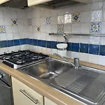 Casa Con Terrazzo Nel Centro Storico - Casa Gioia Apartman