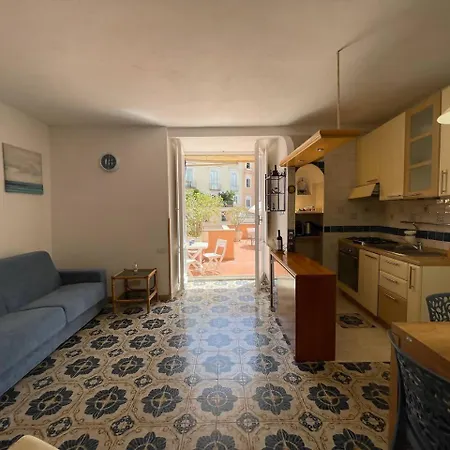 Casa de férias Casa Con Terrazzo Nel Centro Storico - Casa Gioia