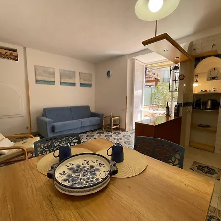 Casa Con Terrazzo Nel Centro Storico - Casa Gioia Casa de férias
